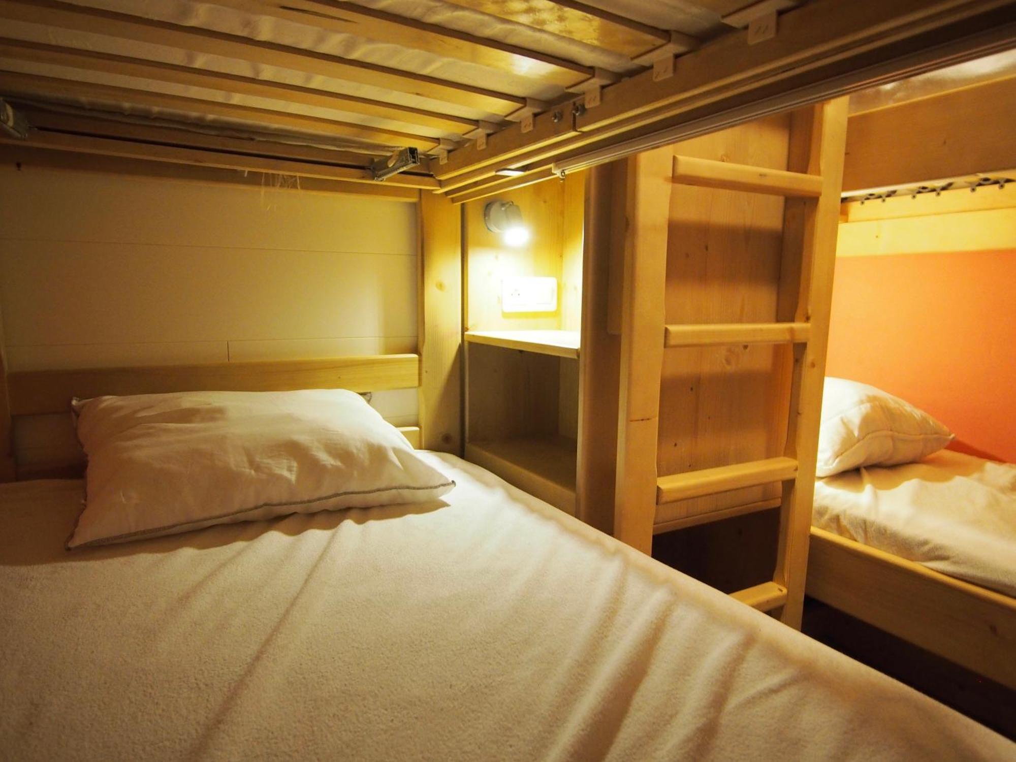 Risoulski Antares - Piscine Et Sauna Luaran gambar